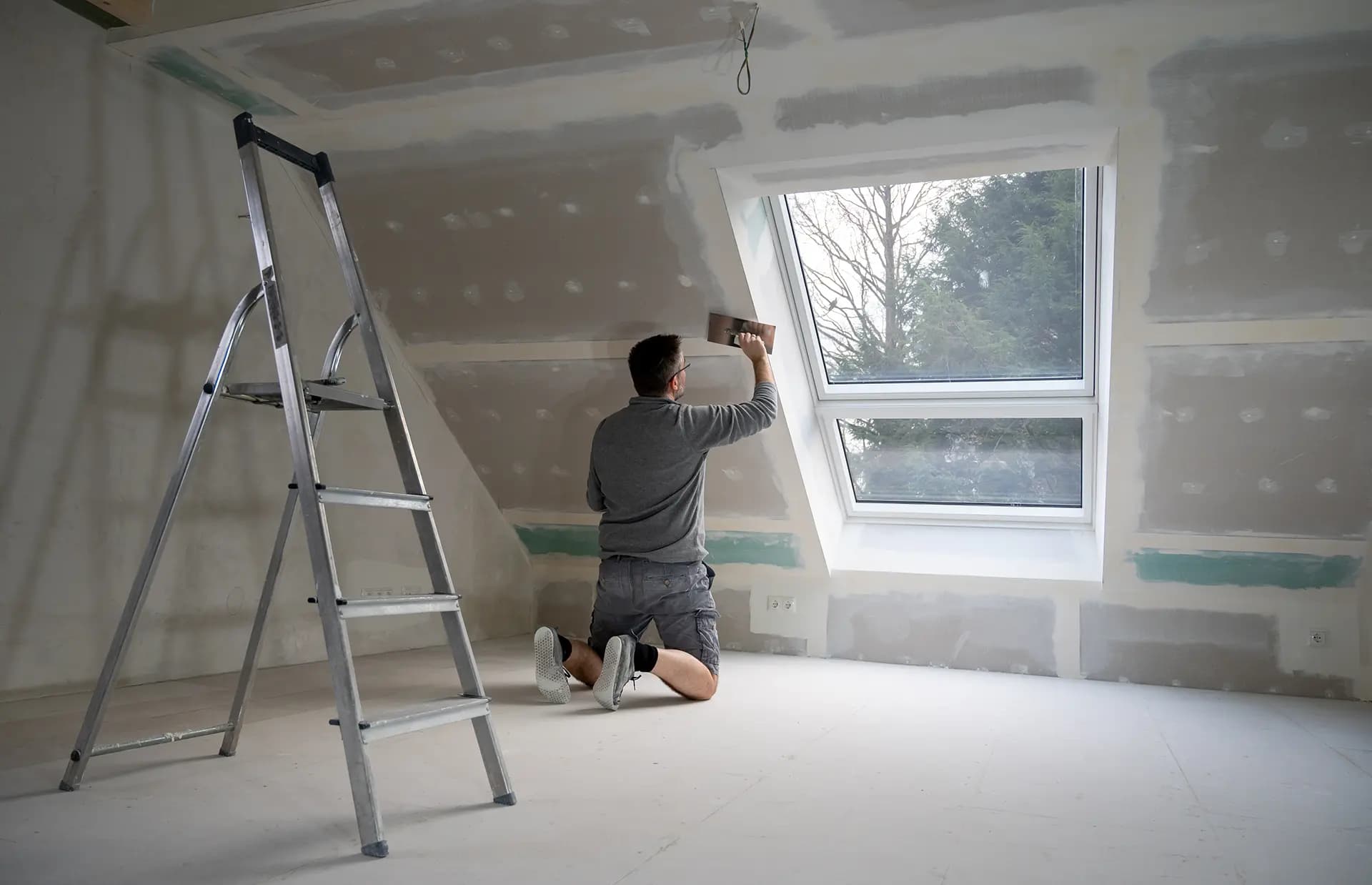 Rénovation sous les toits d'une maison